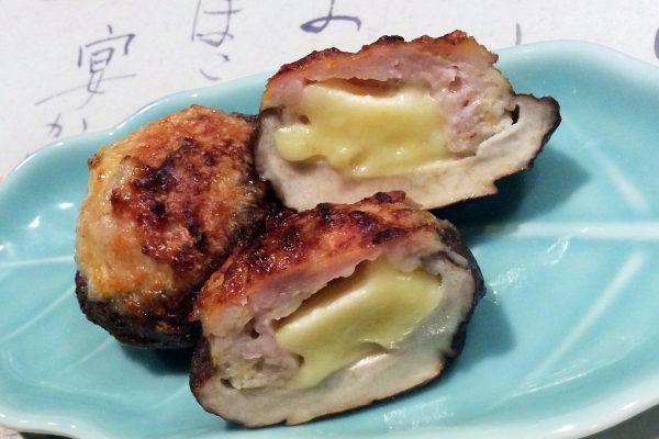 肉厚椎茸の肉詰めチーズ入り