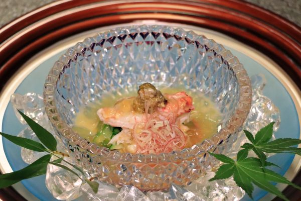 冷菜（夏蟹ゼリー酢掛け）