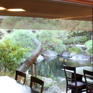 隠れ里車屋　ダイニング