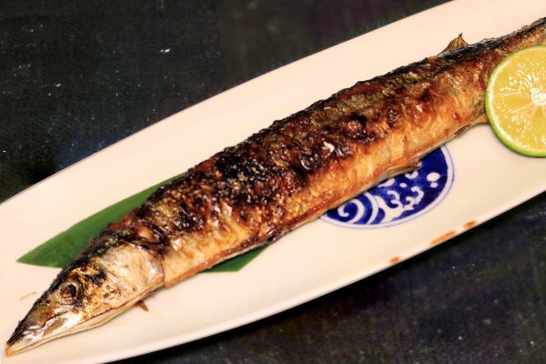 秋刀魚塩焼