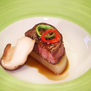 煮物(牛ひれ野田焼) 煮物(牛ひれ野田焼)