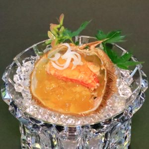 隠れ里 花20250523 前菜（毛蟹姿盛）