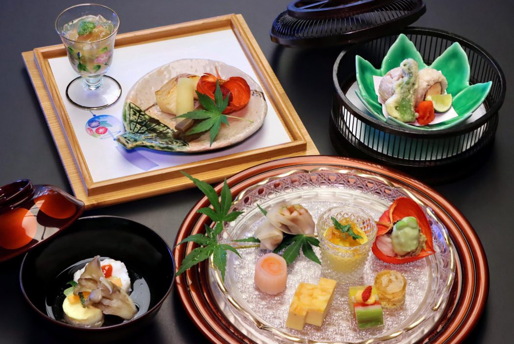 隠れ里御膳（葉月）