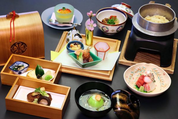 雪 会席（弥生）