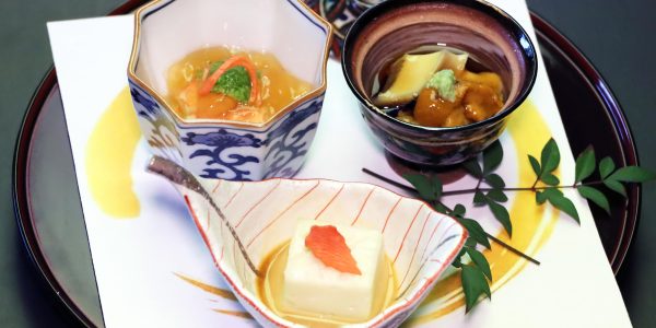 前菜(蝦夷鮑 ずわい蟹 胡麻豆腐)