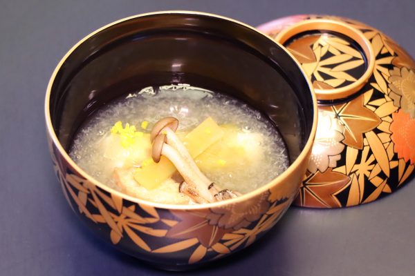 椀盛（霙仕立：髭鱈松前巻）