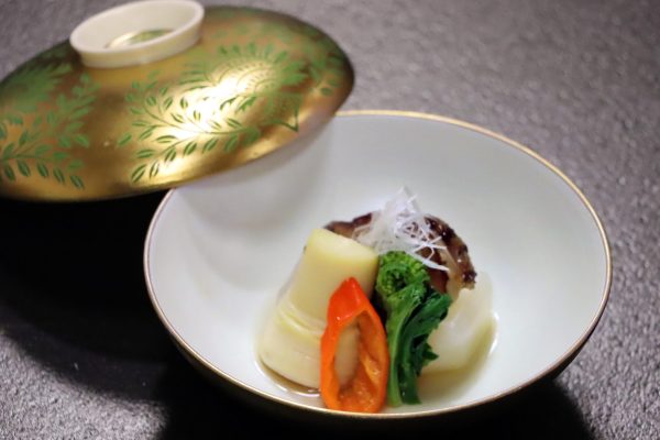 煮物（蝦夷鮑旨煮）