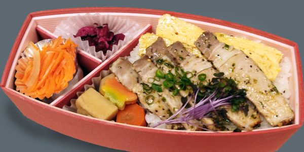 豚ロースの塩麹焼弁当