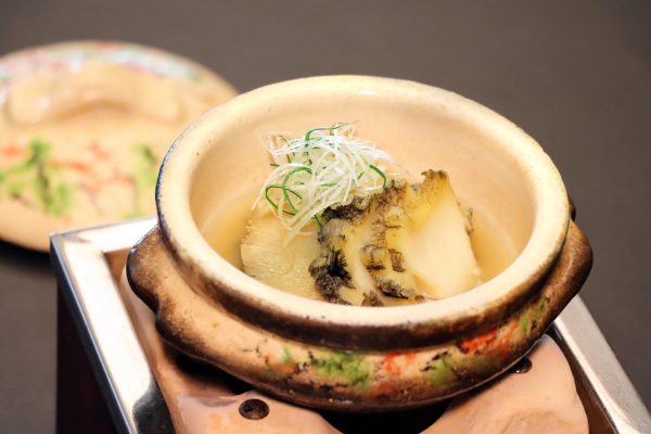 煮物(鮑 鱶鰭) 煮物(鮑 鱶鰭)