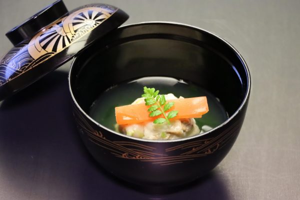 椀盛（潮仕立：蛤ふかし）