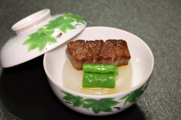 涼風会席 煮物（和牛ロース山椒野田焼）別館