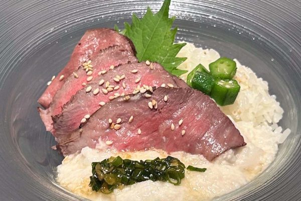 とろろ＆交雑牛のローストビーフDON ソラトス2周年記念