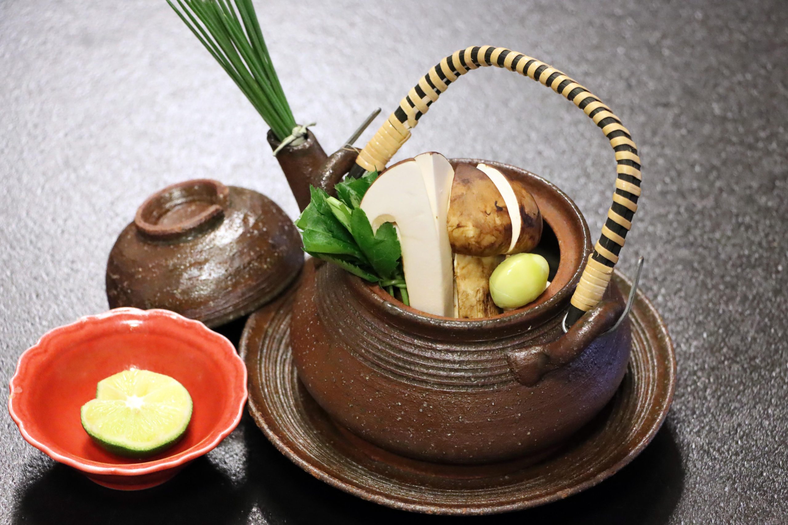 土瓶蒸し（別館）