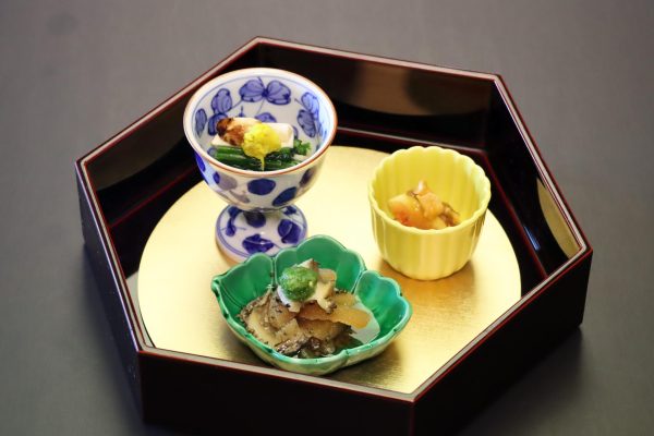 前菜(松茸酢浸し 無花果 他一品) 前菜(松茸酢浸し 無花果 他一品)